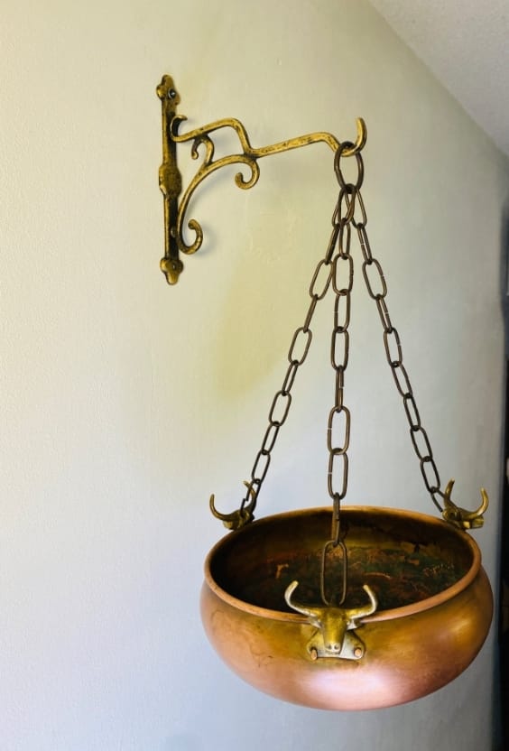 Hanging planter Early 20th century